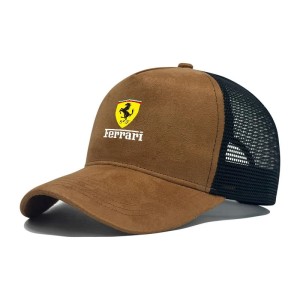 Czapka z Daszkiem Ferrari – Sportowa Bejsbolówka Unisex – Regulowana Czapka Trucker z Logo